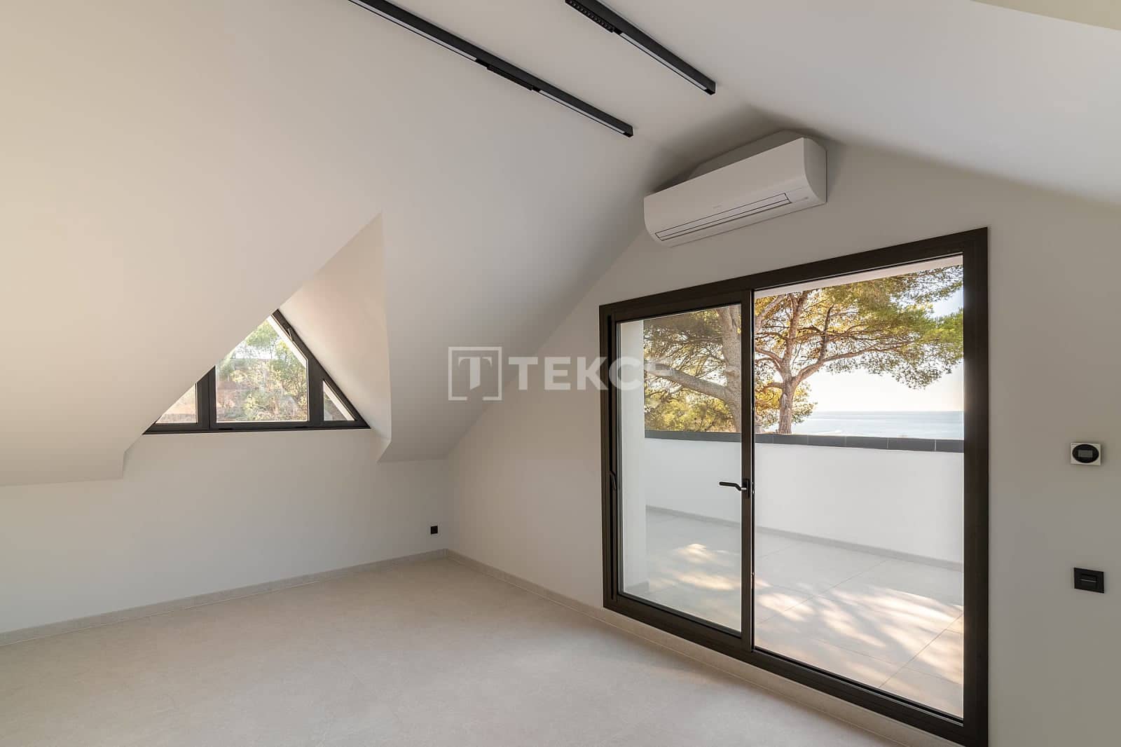 5 quarto Moradia para venda em Castelldefels com piscina - 2 420 000 € (Ref: 9770178)