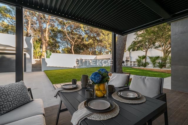 5 sypialnia Willa na sprzedaż w Castelldefels z basenem - 2 420 000 € (Ref: 9770178)