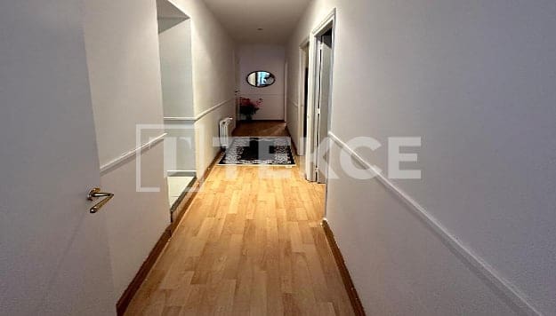 Villa te koop in Vallromanes - € 1.750.000 (Ref: 9793834)