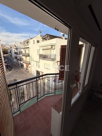 3 makuuhuone Asunto myytävänä paikassa Sitges - 375 000 € (Ref: 9810952)