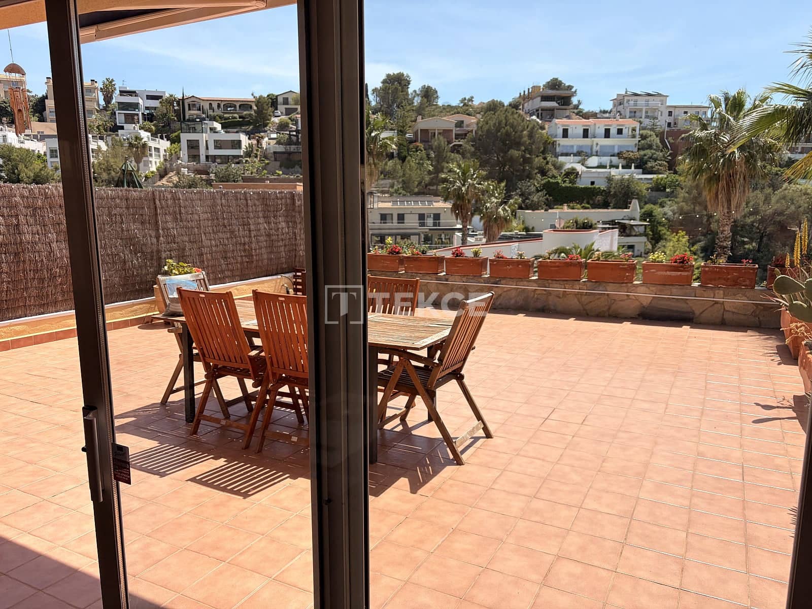 4 slaapkamer Villa te koop in Garraf met zwembad - € 875.000 (Ref: 9815376)