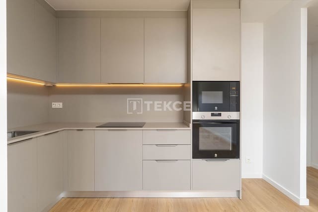 Piso de 3 habitaciones en Sabadell en venta con piscina - 355.000 € (Ref: 9819744)