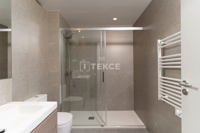 Piso de 3 habitaciones en Sabadell en venta con piscina - 355.000 € (Ref: 9819744)