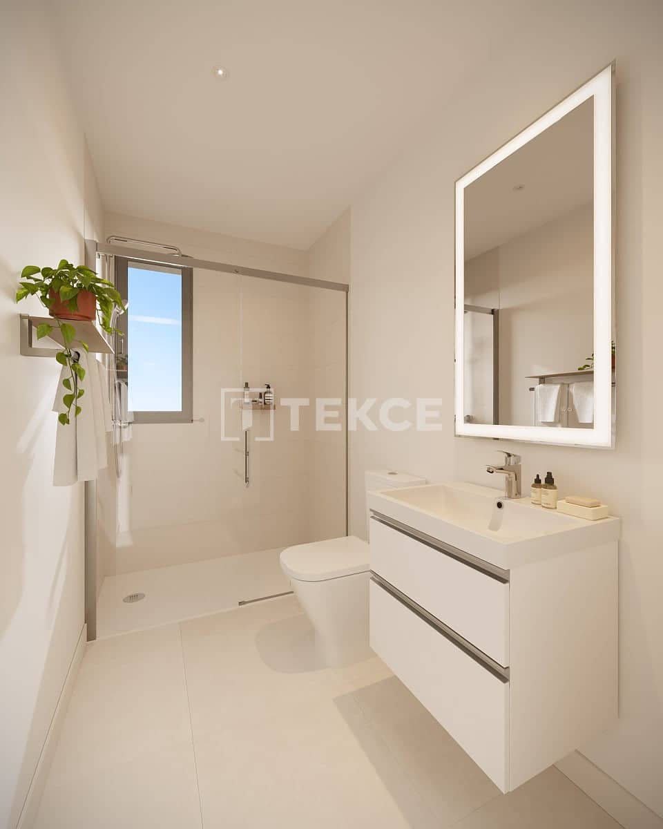4 bedroom Villa for sale in Lagos with pool - € 635,000 (Ref: 9833133)