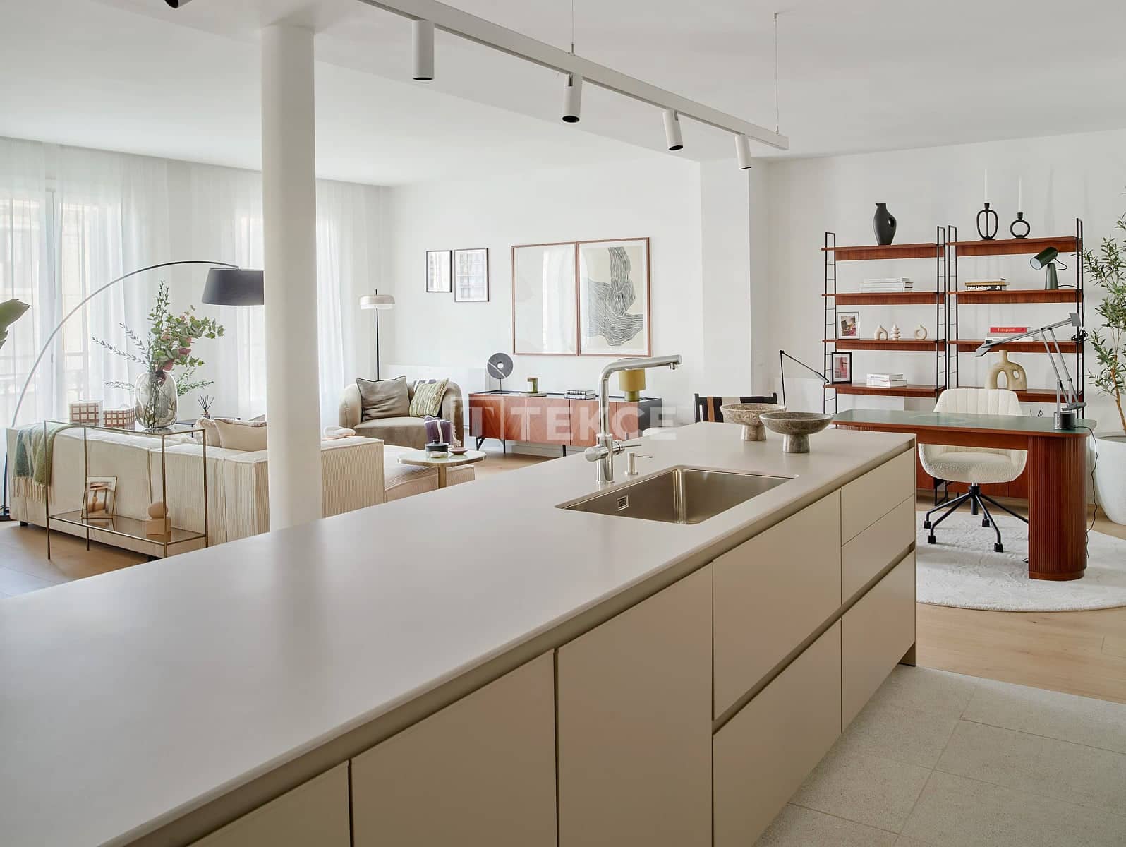 2 slaapkamer Flat te koop in Barcelona stad - € 994.000 (Ref: 9844701)
