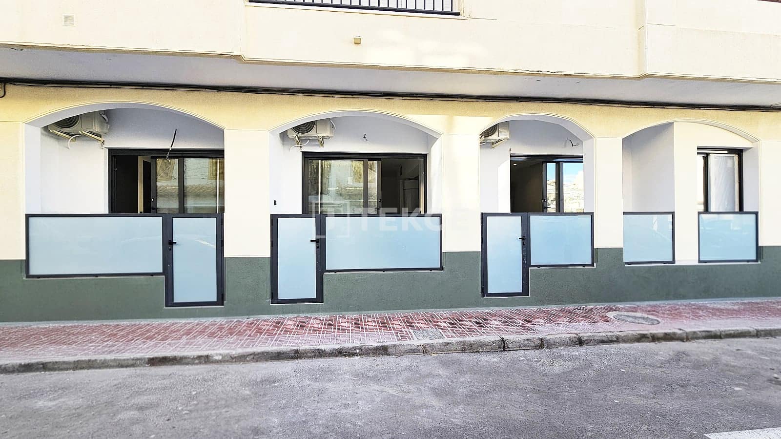 Piso de 1 habitación en Torrevieja en venta - 170.000 € (Ref: 9848889)