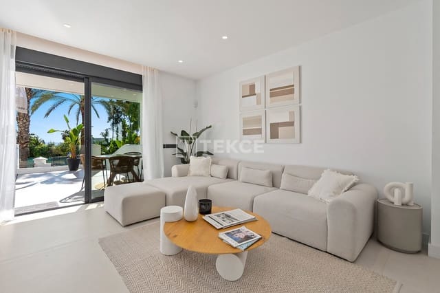 4 camera da letto Appartamento in vendita in El Paraiso, Estepona con piscina - 890.000 € (Rif: 9850780)
