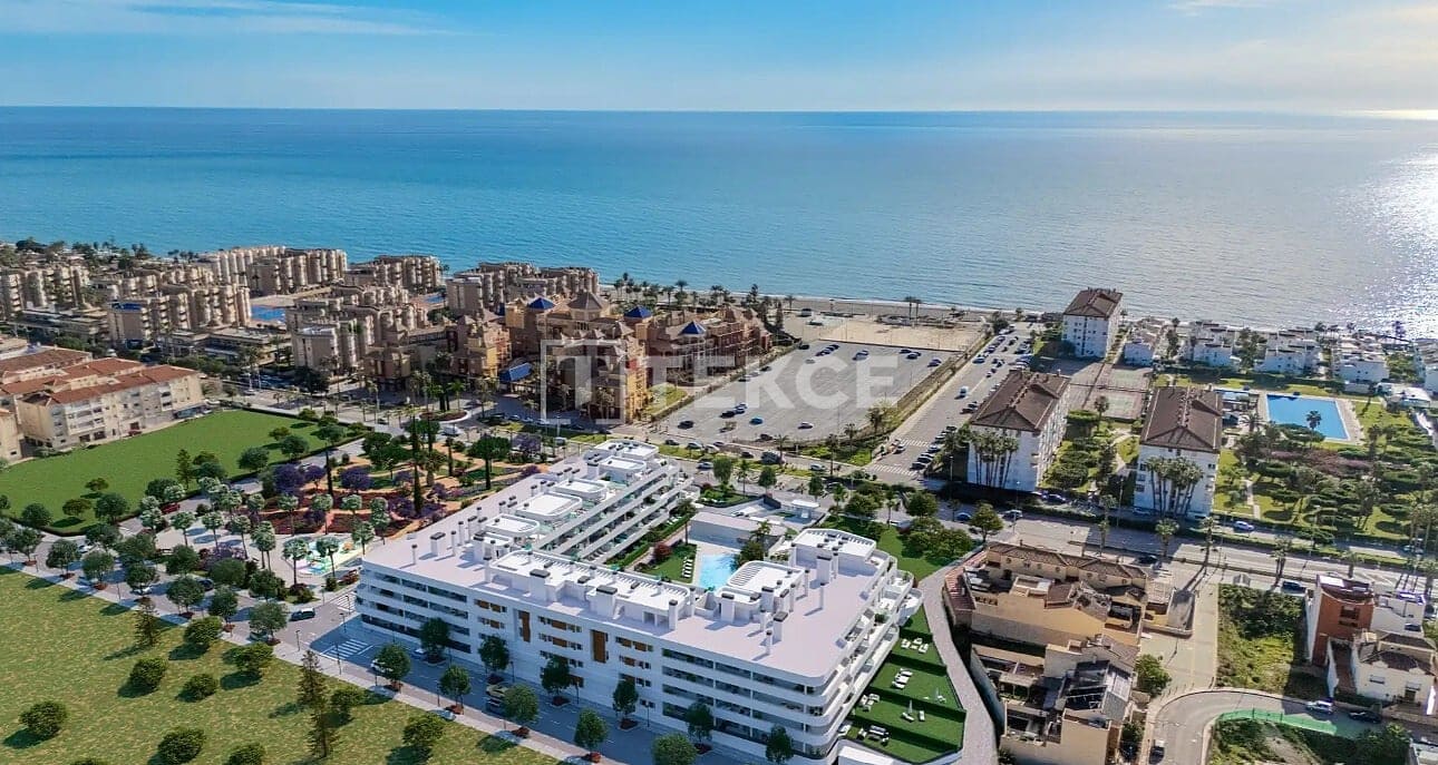 2 sypialnia Mieszkanie na sprzedaż w Torrox z basenem - 334 000 € (Ref: 9891435)
