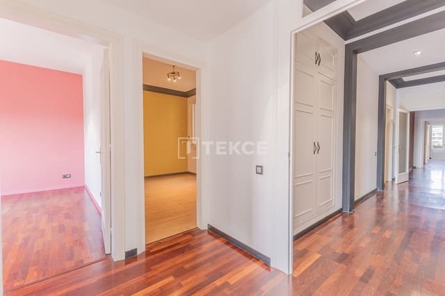 5 soveværelse Lejlighed til salg i Sant Gervasi - La Bonanova, Barcelona by - € 1.390.000 (Ref: 9919183)