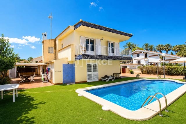 5 sovrum Villa till salu i La Zenia, Orihuela med pool - 1 295 000 € (Ref: 9919187)