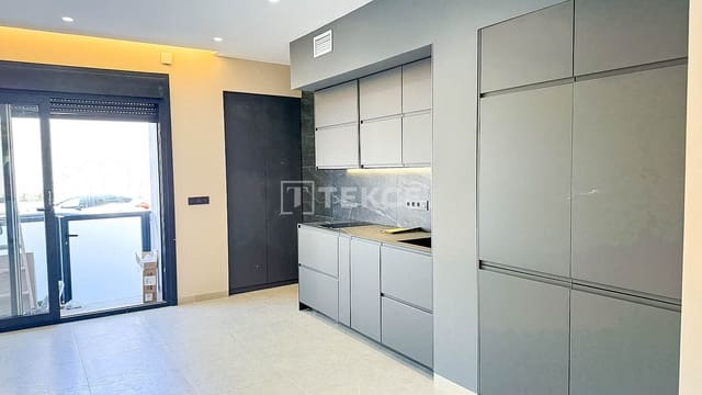 1 makuuhuone Asunto myytävänä paikassa Torrevieja - 160 000 € (Ref: 9921547)