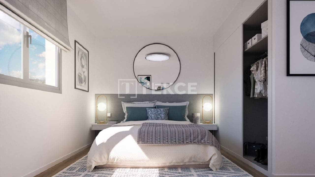 3 quarto Apartamento para venda em Las Lagunas de Mijas com piscina - 395 000 € (Ref: 9950873)
