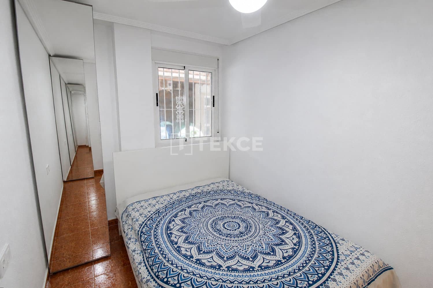 Piso de 3 habitaciones en Torrevieja en venta - 199.000 € (Ref: 9953610)