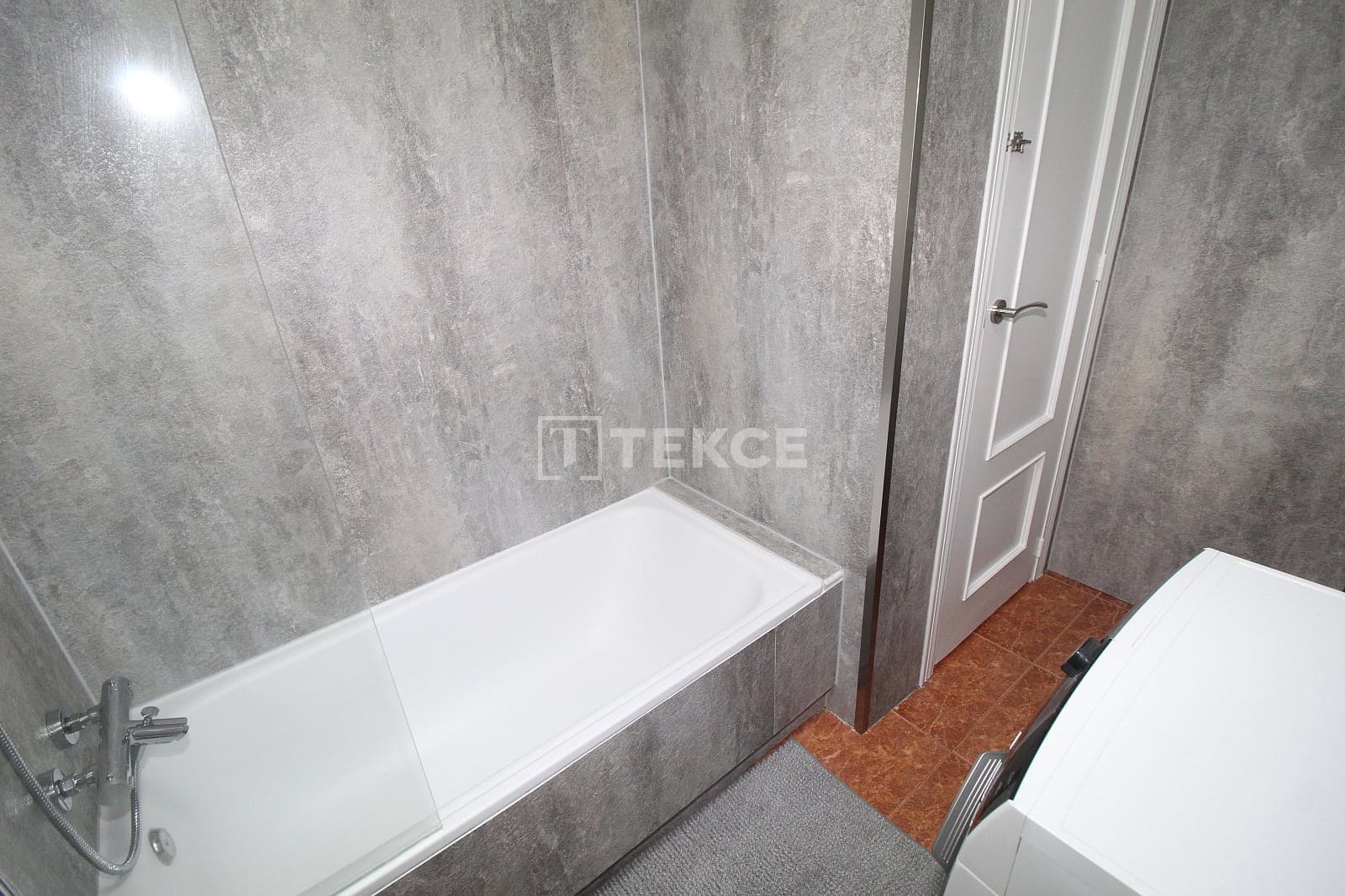 Piso de 3 habitaciones en Torrevieja en venta - 199.000 € (Ref: 9953610)