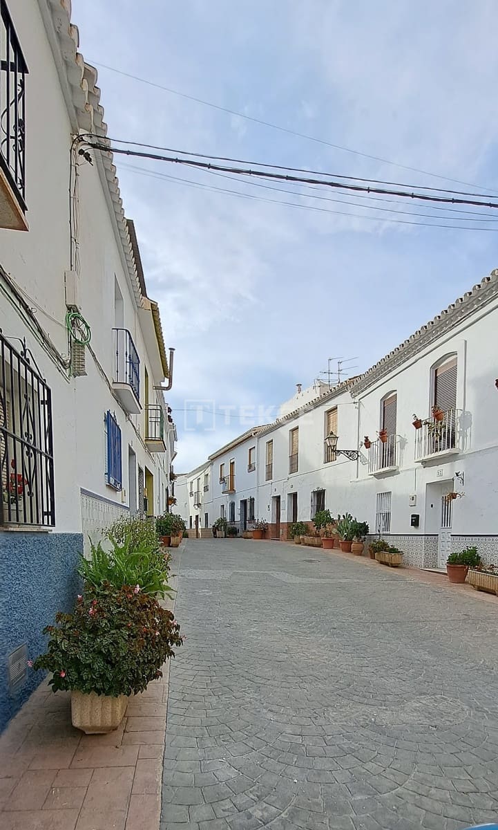 2 soverom Villa til salgs i Torrox - € 199 000 (Ref: 9953611)