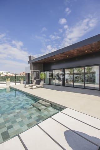 Chalet de 5 habitaciones en Ciudad Quesada, Rojales en venta con piscina - 1.100.000 € (Ref: 9986222)