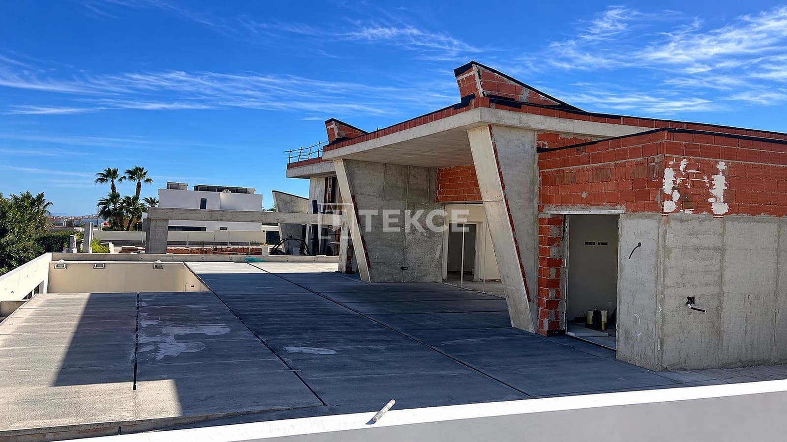 5 bedroom Villa for sale in Ciudad Quesada with pool garage - € 1,100,000 (Ref: 9986222)
