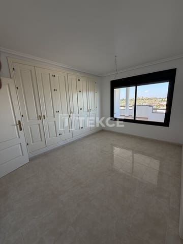 2 soveværelse Lejlighed til salg i Dehesa de Campoamor, Orihuela med swimmingpool - € 326.000 (Ref: 9993697)