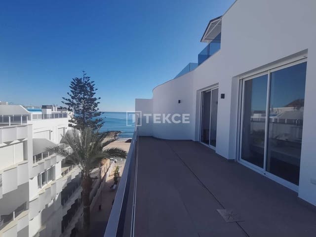 2 chambre Appartement à vendre à Torrevieja avec piscine - 459 000 € (Ref: 9997947)
