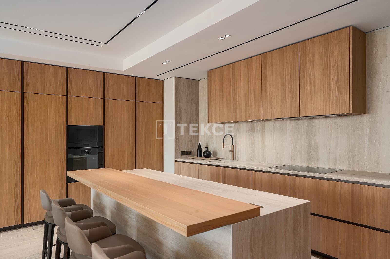 4 makuuhuone Asunto myytävänä paikassa Estepona mukana uima-altaan - 4 150 000 € (Ref: 9997949)