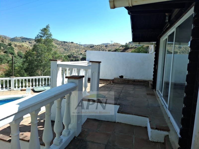 3 bedroom Finca/Country House for sale in Alora - € 325,000 (Ref: 10022224)