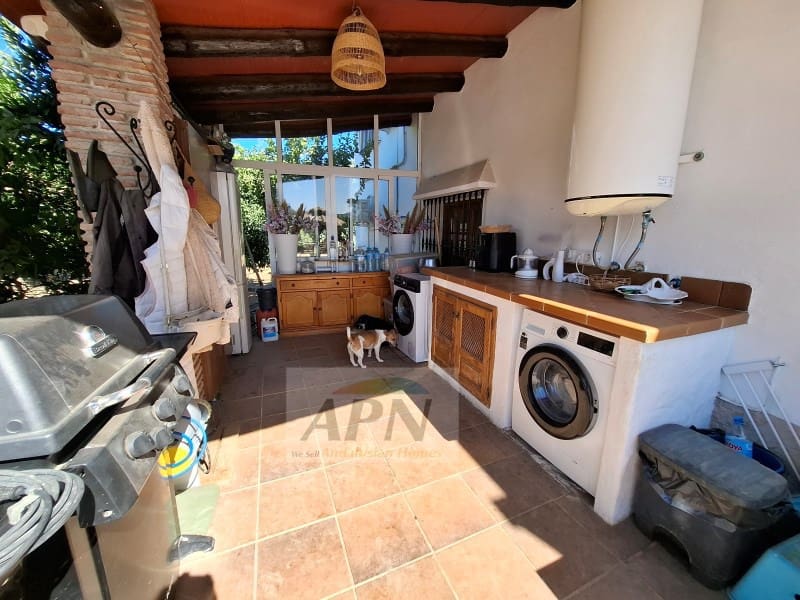 4 bedroom Finca/Country House for sale in Alora - € 460,000 (Ref: 10037176)