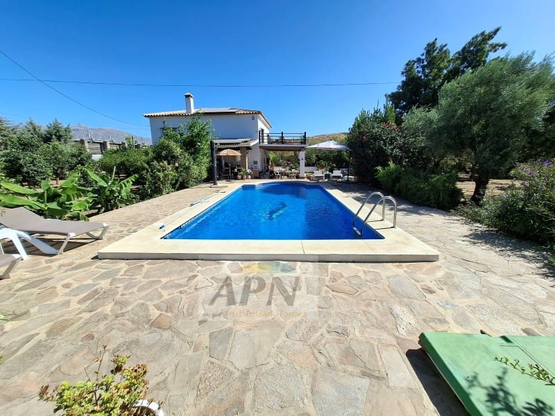 4 bedroom Finca/Country House for sale in Alora - € 460,000 (Ref: 10037176)