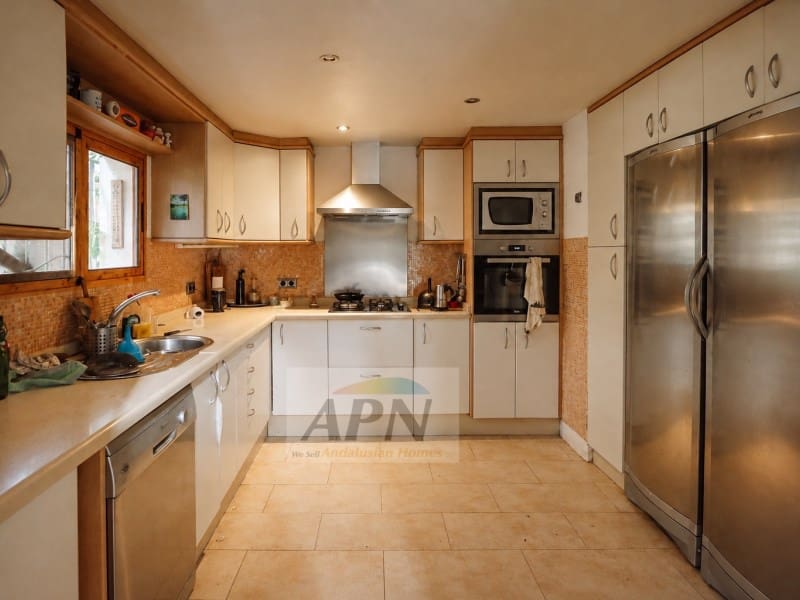 6 quarto Quinta/Casa Rural para venda em Alora - 480 000 € (Ref: 10081111)