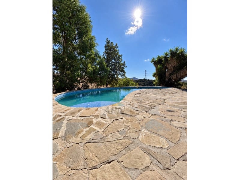 6 quarto Quinta/Casa Rural para venda em Alora - 480 000 € (Ref: 10081111)