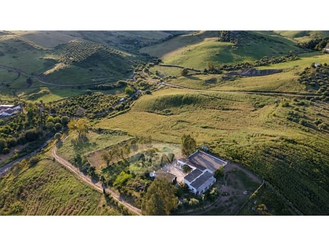 6 quarto Quinta/Casa Rural para venda em Alora - 480 000 € (Ref: 10081111)