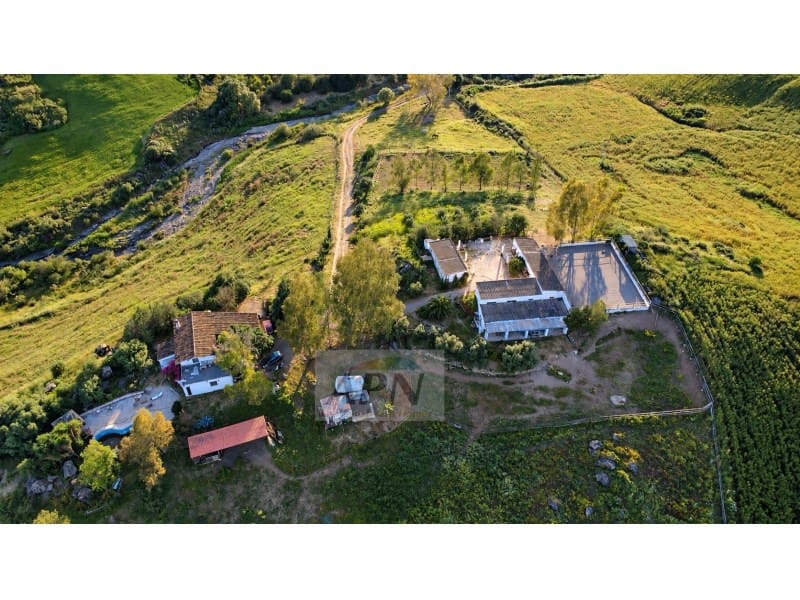 6 quarto Quinta/Casa Rural para venda em Alora - 480 000 € (Ref: 10081111)
