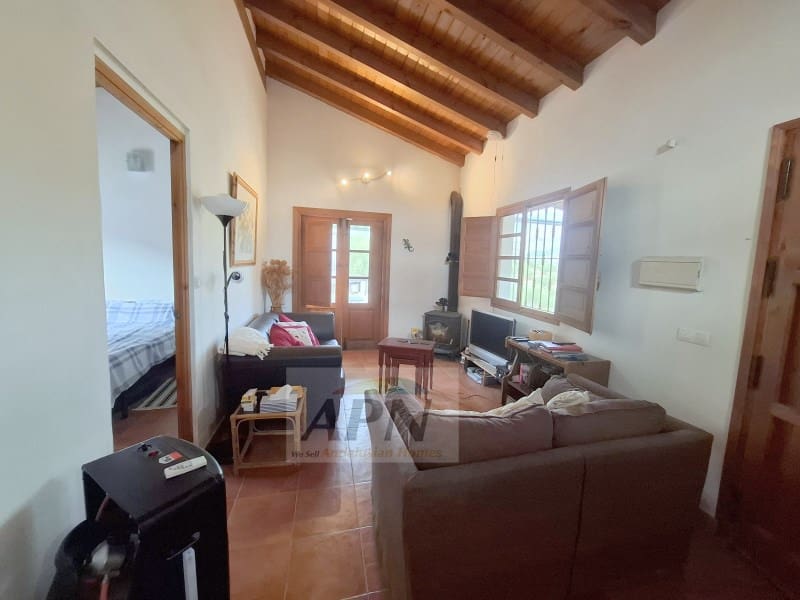 Finca/Casa Rural de 2 habitaciones en Valle de Abdalajís en venta - 245.000 € (Ref: 10131436)
