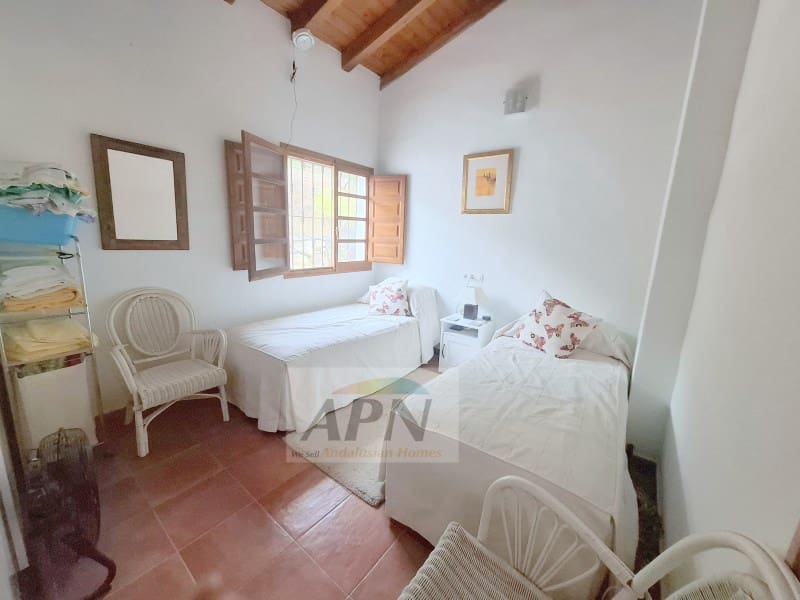 Finca/Casa Rural de 2 habitaciones en Valle de Abdalajís en venta - 245.000 € (Ref: 10131436)