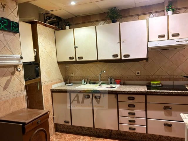 3 makuuhuone Omakotitalo myytävänä paikassa Alora - 175 000 € (Ref: 10142402)