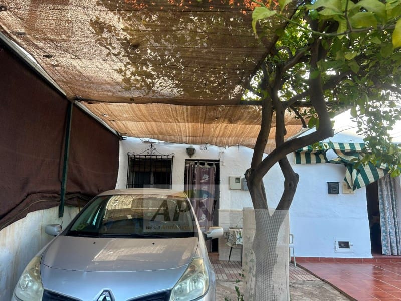 Casa de 3 habitaciones en Alora en venta - 175.000 € (Ref: 10142402)