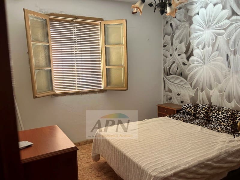 Casa de 3 habitaciones en Alora en venta - 175.000 € (Ref: 10142402)