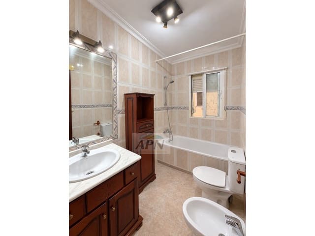 3 Zimmer Apartment zu verkaufen in Cruz de Humilladero, Málaga Stadt - 245.000 € (Ref: 10177054)