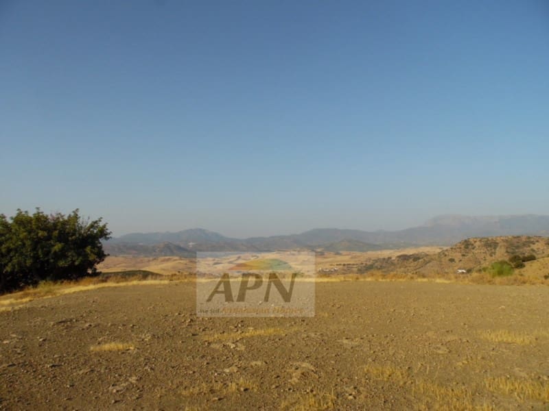 Grunde uden byggetilladelser til salg i Cartama - € 300.000 (Ref: 7301813)