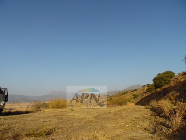 Grunde uden byggetilladelser til salg i Cártama - € 300.000 (Ref: 7301813)