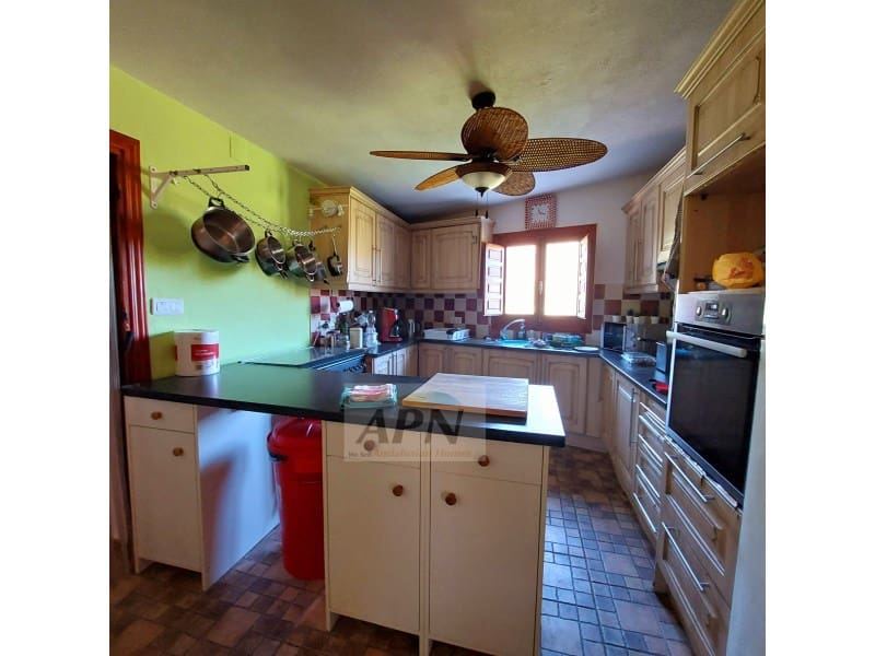 6 soveværelse Finca/Landehus til salg i Alora med swimmingpool - € 545.000 (Ref: 7519241)