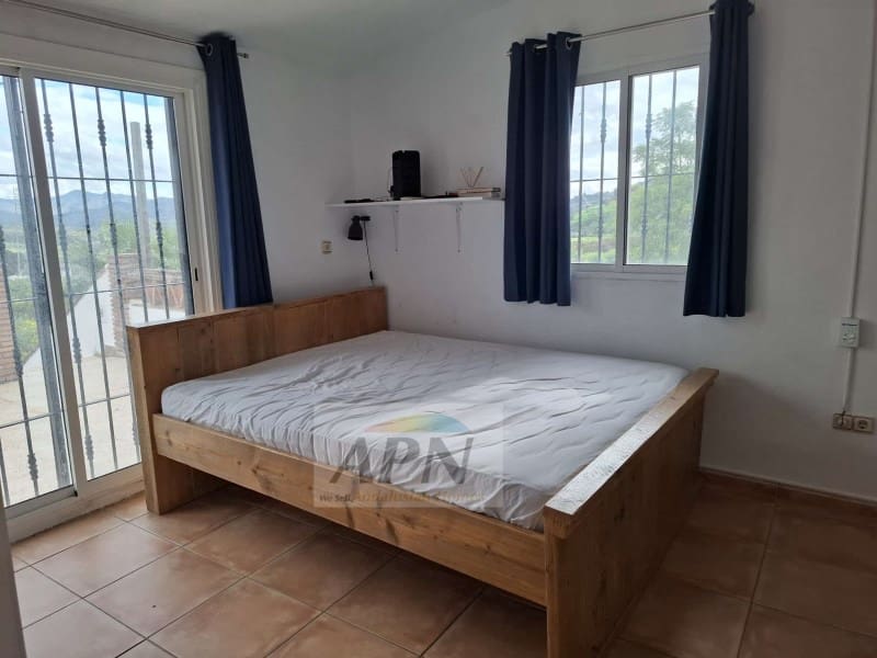 Finca/Casa Rural de 6 habitaciones en Alora en venta con piscina - 589.000 € (Ref: 7651769)