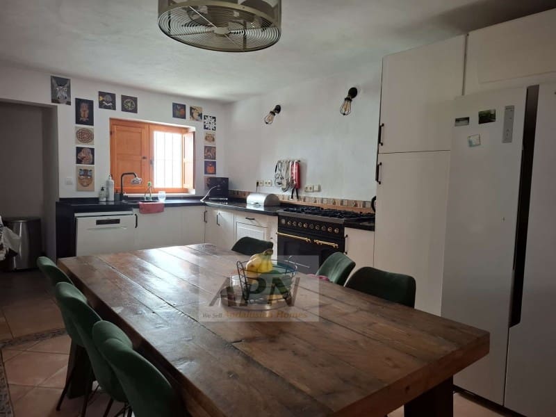 Finca/Casa Rural de 6 habitaciones en Alora en venta con piscina - 589.000 € (Ref: 7651769)