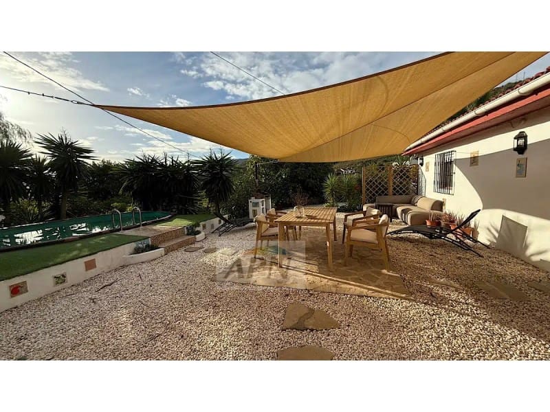 Finca/Casa Rural de 6 habitaciones en Alora en venta con piscina - 589.000 € (Ref: 7651769)