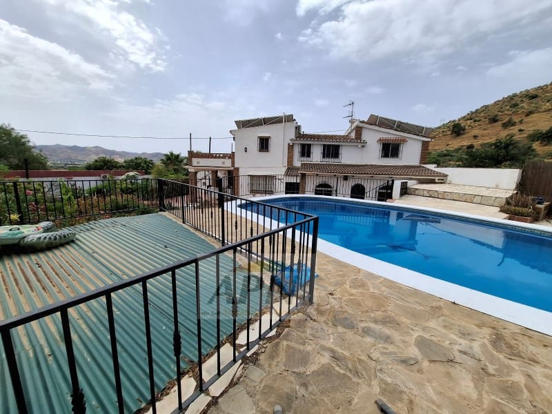 6 chambre Finca/Maison de Campagne à vendre à Alora avec piscine - 519 000 € (Ref: 7651769)