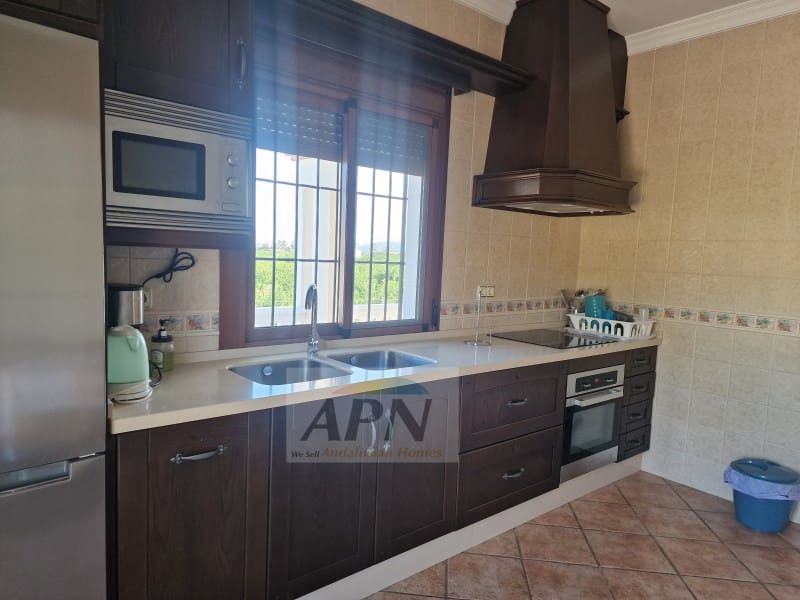 3 sovrum Finca/Hus på landet att hyra i Alora med pool - 1 500 € (Ref: 7811512)