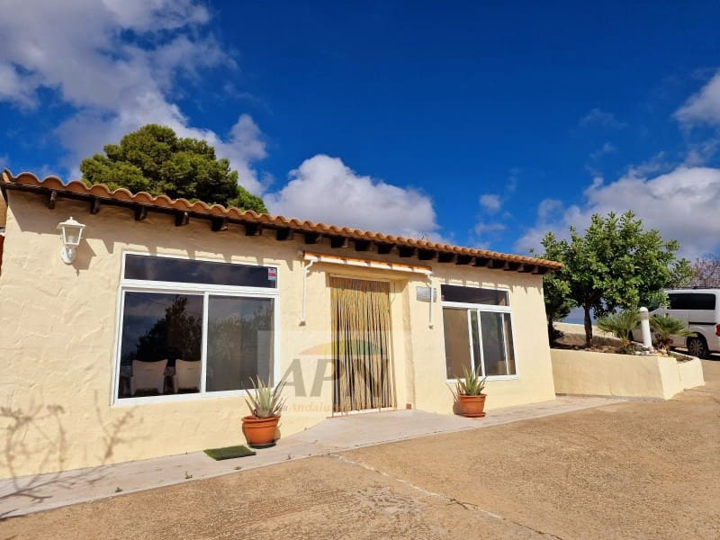 2 soveværelse Finca/Landehus til salg i Casarabonela - € 260.000 (Ref: 7840648)