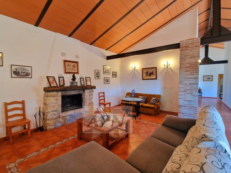 2 soveværelse Finca/Landehus til salg i Alora - € 660.000 (Ref: 7912401)