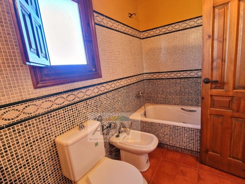 2 soveværelse Finca/Landehus til salg i Alora - € 660.000 (Ref: 7912401)