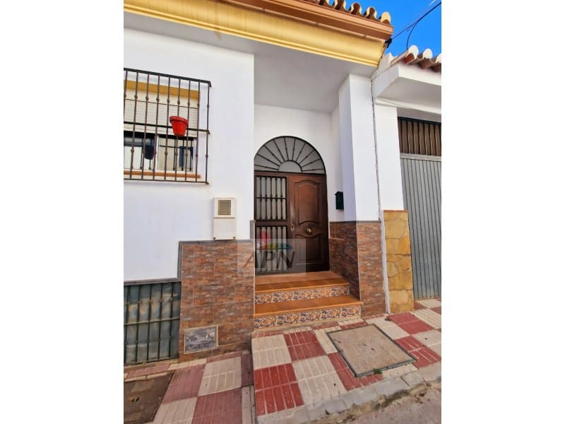 4 slaapkamer Huis te koop in Alora - € 226.000 (Ref: 8055274)