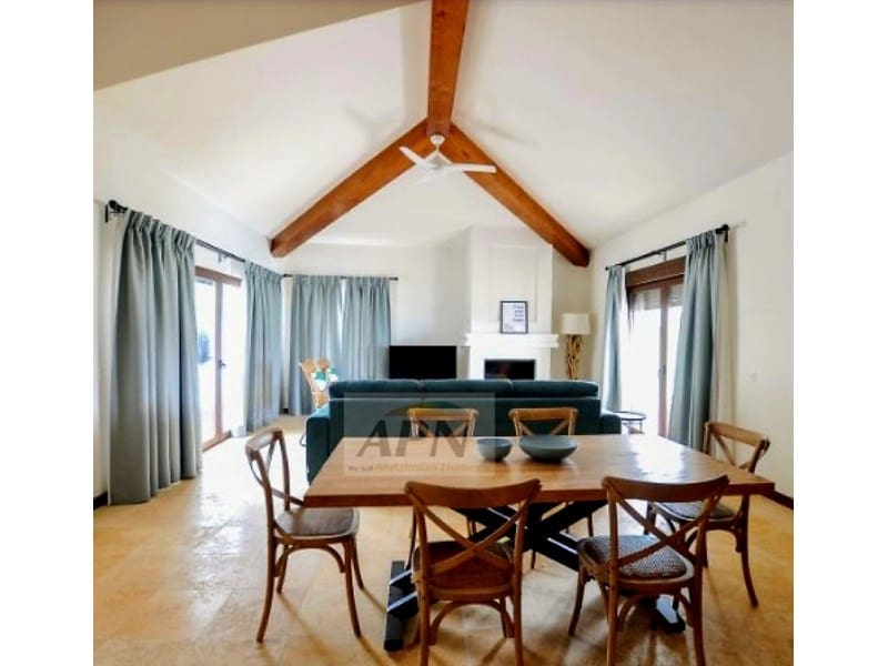 4 soveværelse Finca/Landehus til salg i Alora med swimmingpool - € 690.000 (Ref: 8073506)